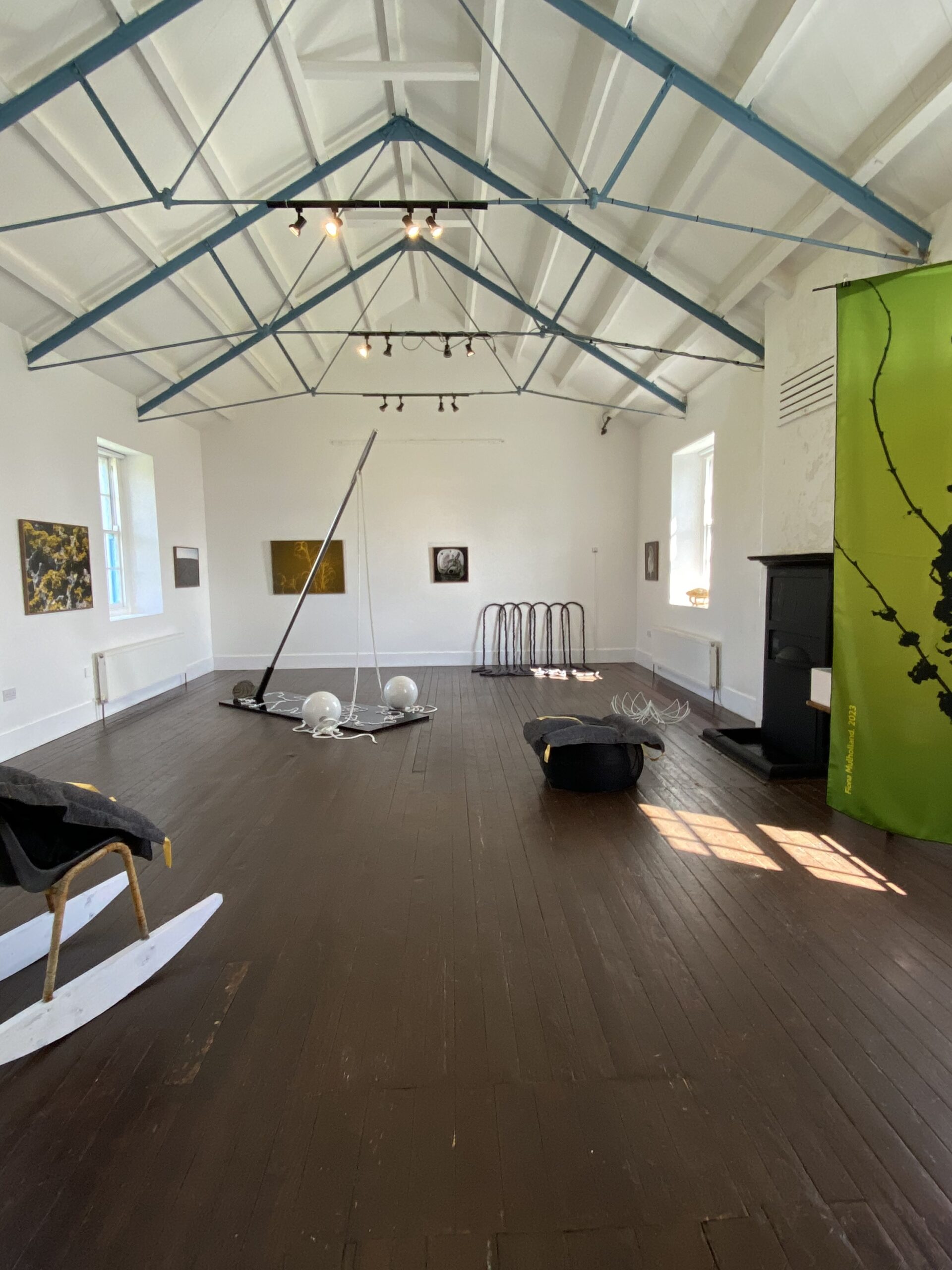Fiona Mulholland, ‘In Search of Pearls & Future Fossils’, installation view; photograph by Jacqui Devenney Reed, courtesy of the artist and Artlink.