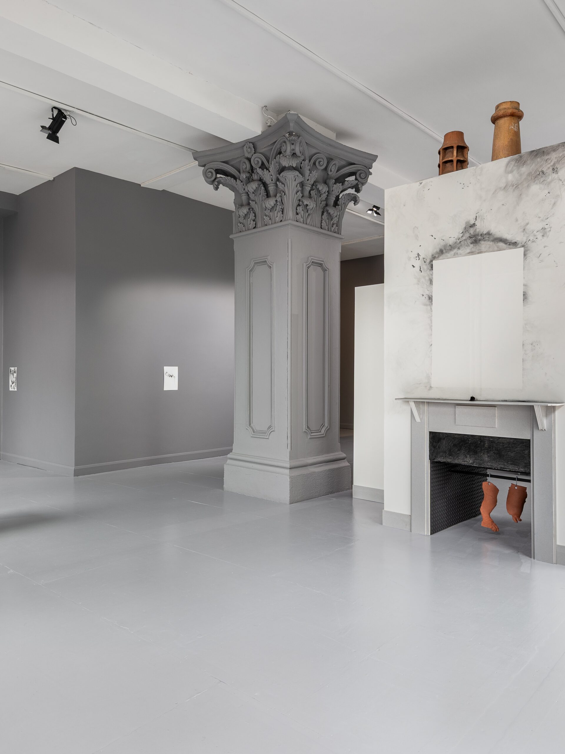 'अड्किनु, एक विघटन' प्रदर्शनी डेनियल टुमे, ओर्मस्टन हाउस, लाइमरिक, आयरल्याण्ड मार्च २०२५ / फोटो जेड निजगोडा jedniezgoda.com