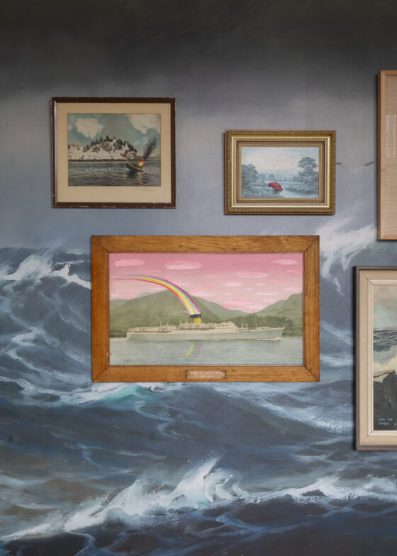 4 张高清照片，奥利弗·杰弗斯，《灾难与干预》，诺顿画廊，摄影师：简·麦卡洛